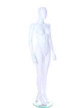 Female Mannequin - R347